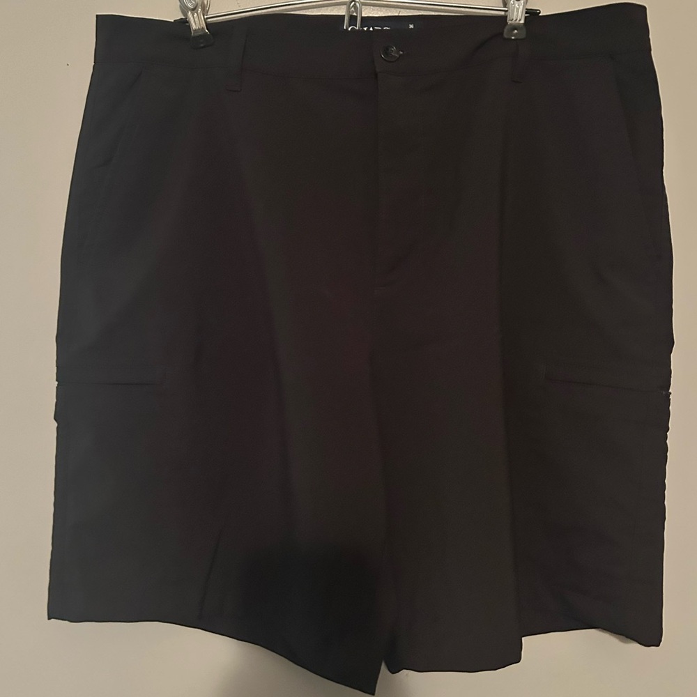 Chaps Men's Black Dress Shorts- 36